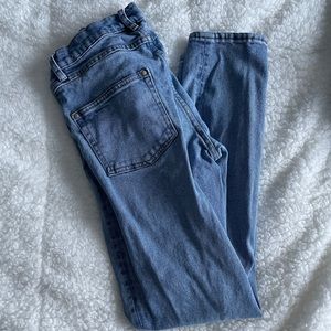 H&M blue boyfriend/skinny jeans